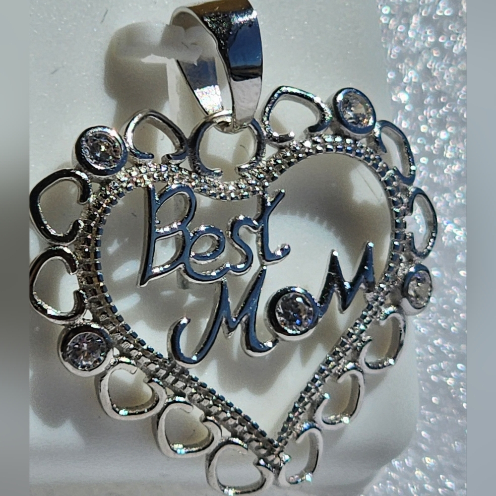 Heart-Shaped 'Best Mom' Silver Pendant 925 Sterling Silver Mother Pendant